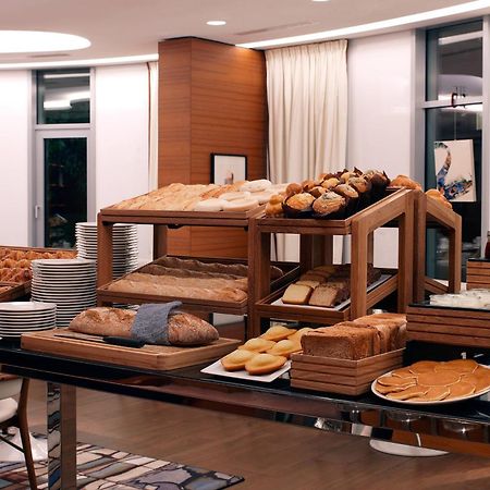 Renaissance Paris Republique Hotel & Spa Dış mekan fotoğraf