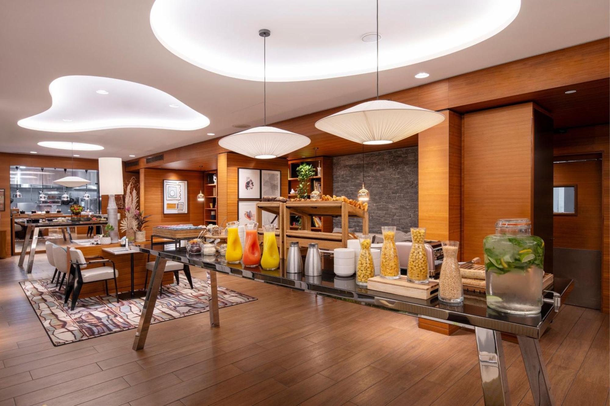 Renaissance Paris Republique Hotel & Spa Dış mekan fotoğraf