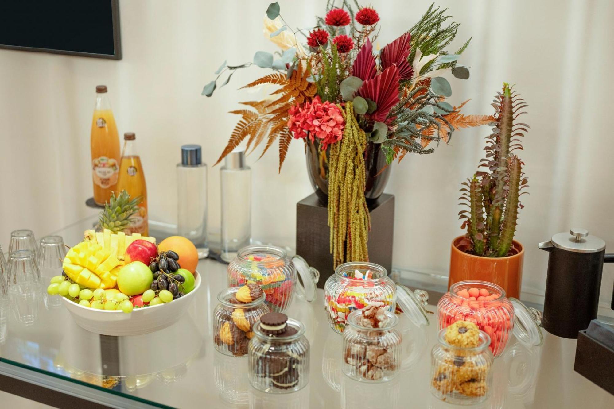 Renaissance Paris Republique Hotel & Spa Dış mekan fotoğraf